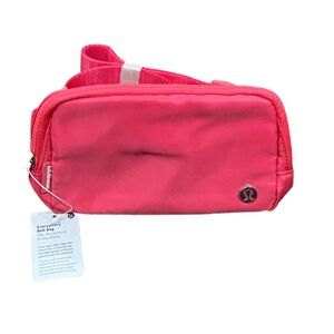 Lululemon Everywhere belt bag 1L Pink